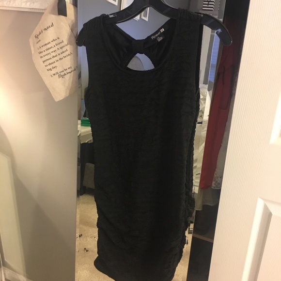 Dresses.!!!! - Picture 2 of 8